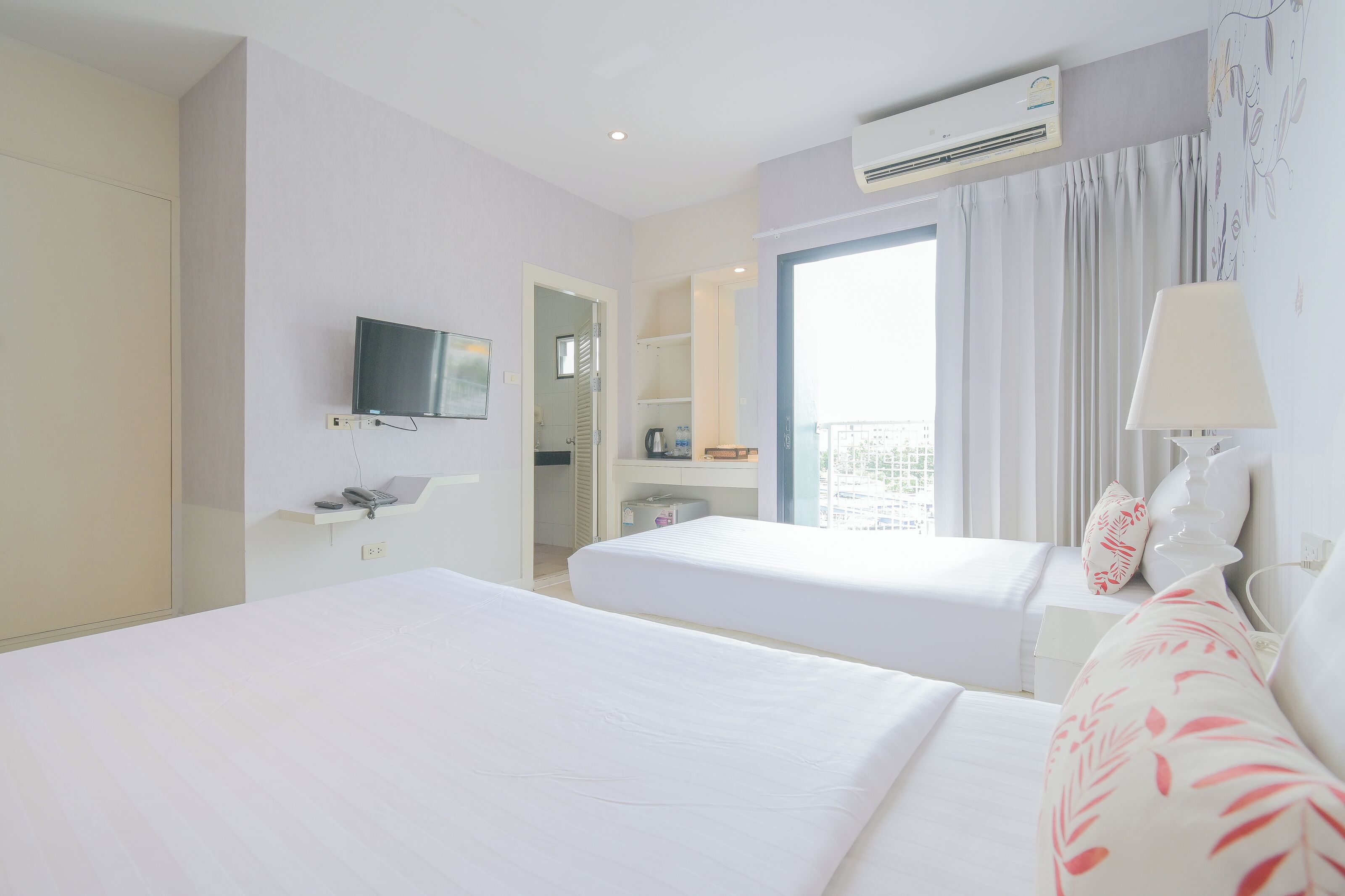 Photo - Sino Maison Hotel