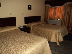 Classic-Zimmer, 2 Doppelbetten