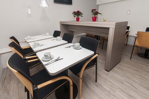 Daily buffet breakfast (EUR 15 per person)