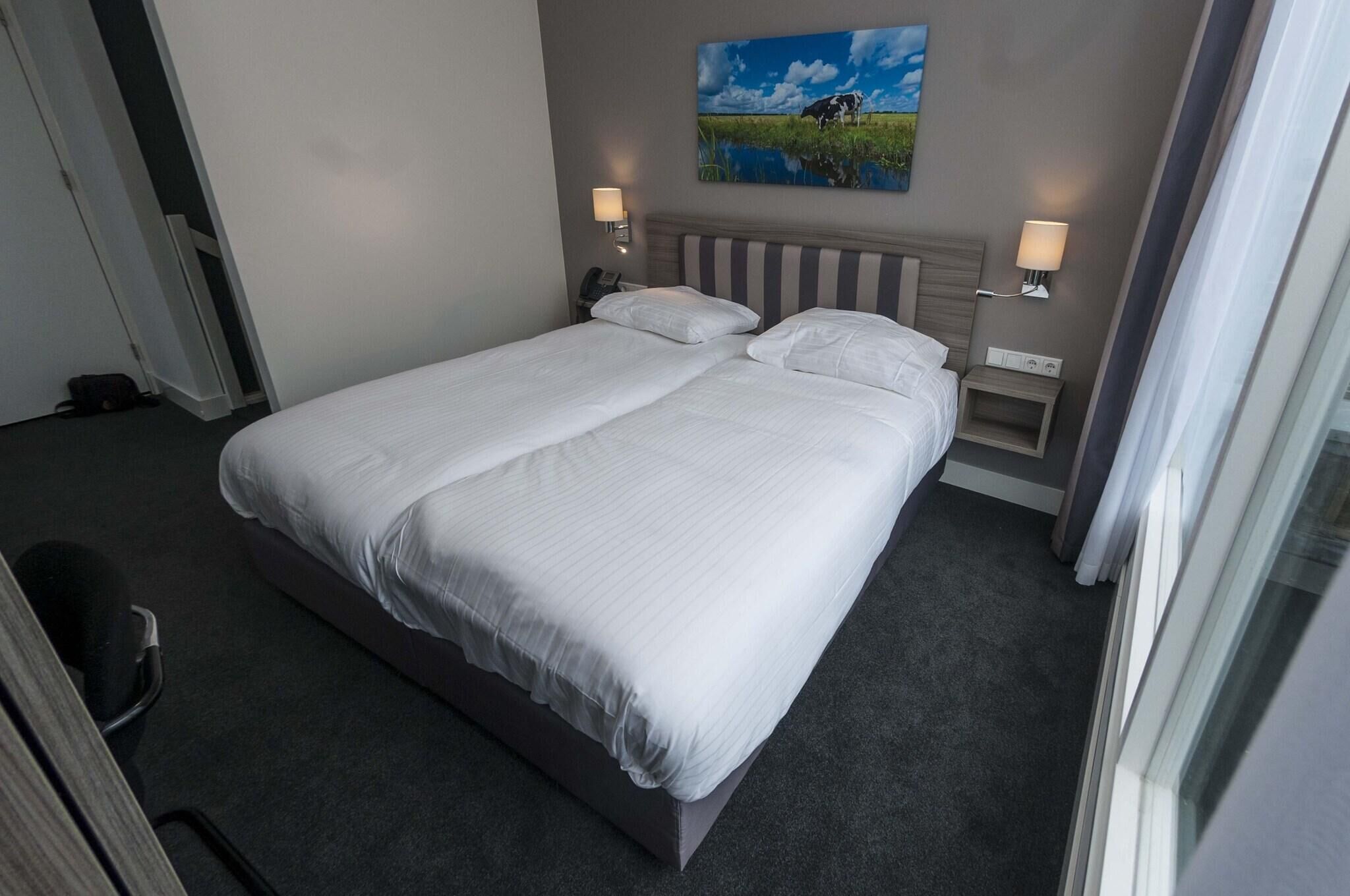 In-room safe, desk, blackout drapes, soundproofing