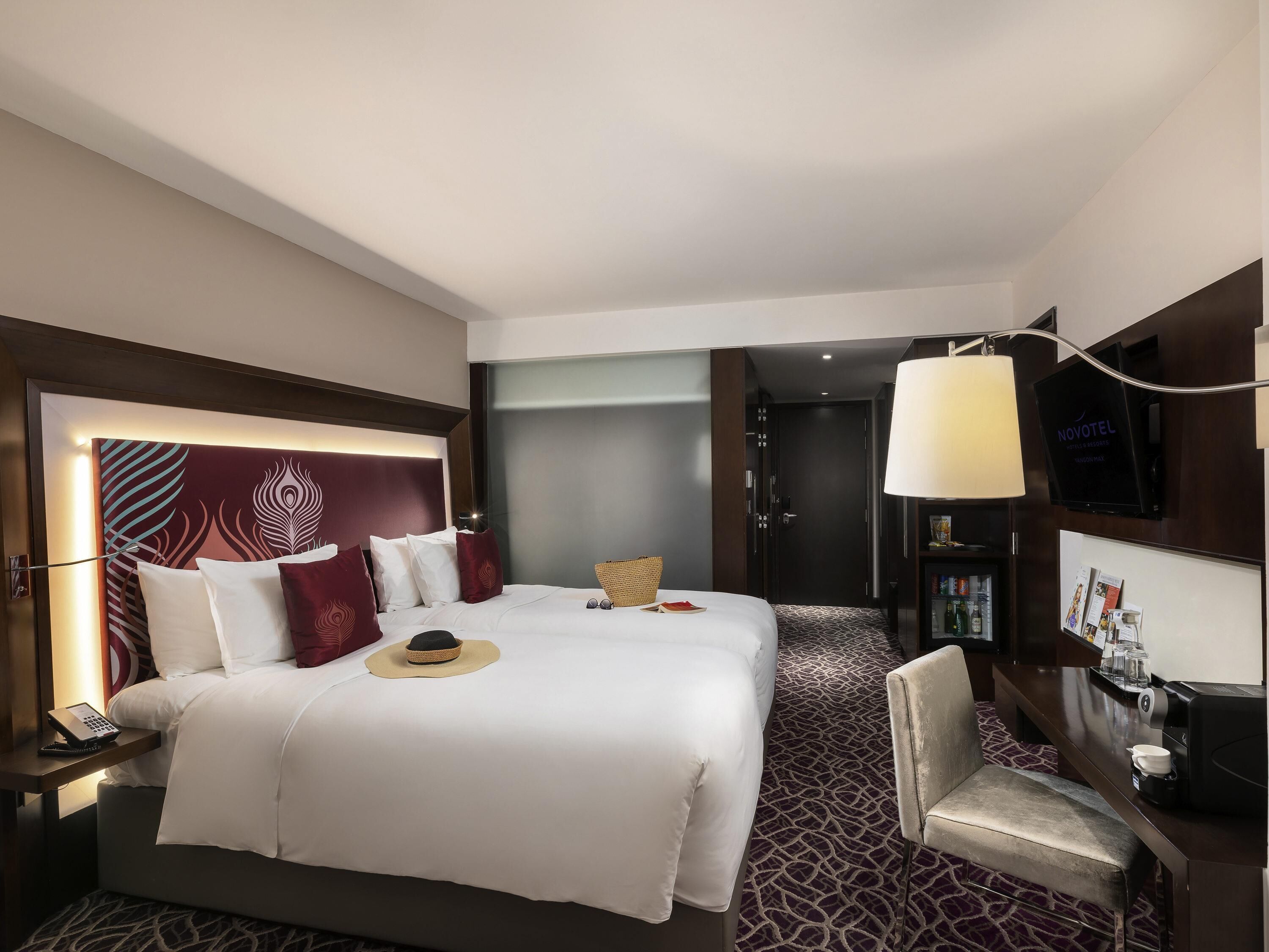 Luxury Executive Twin bed Rooms with access to Lounge, Cocktail hour, & Superior amenities | Minibar, in-room safe, desk, laptop workspace