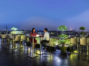 3 restaurants, lunch, dinner served; international cuisine  - Novotel Yangon Max (Yangon)