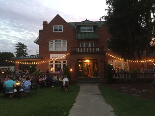 Thistledown At Seger House