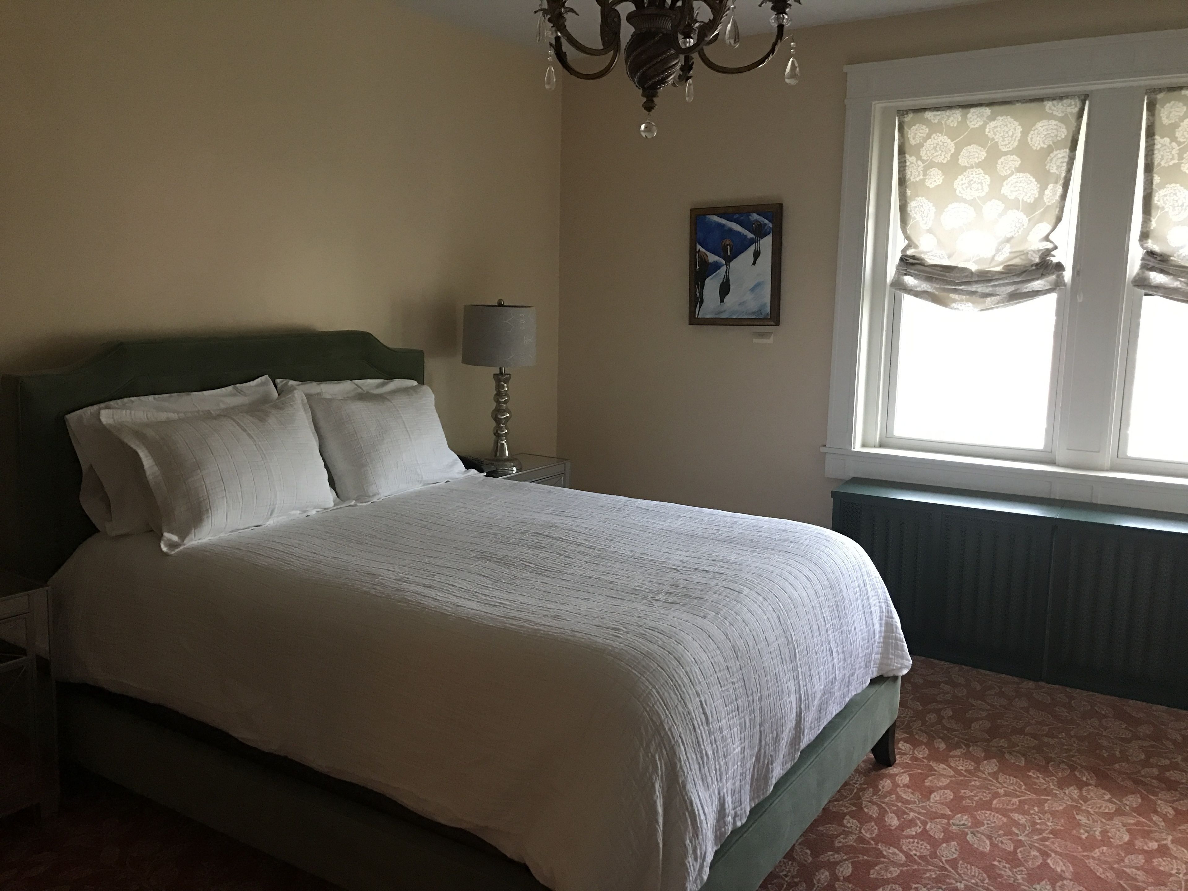 Room, 1 Queen Bed | Free WiFi, bed sheets