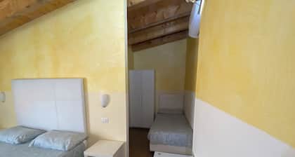Via Mameli 5 Inn
