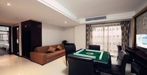 Business Suite, 1 Bedroom | View from room