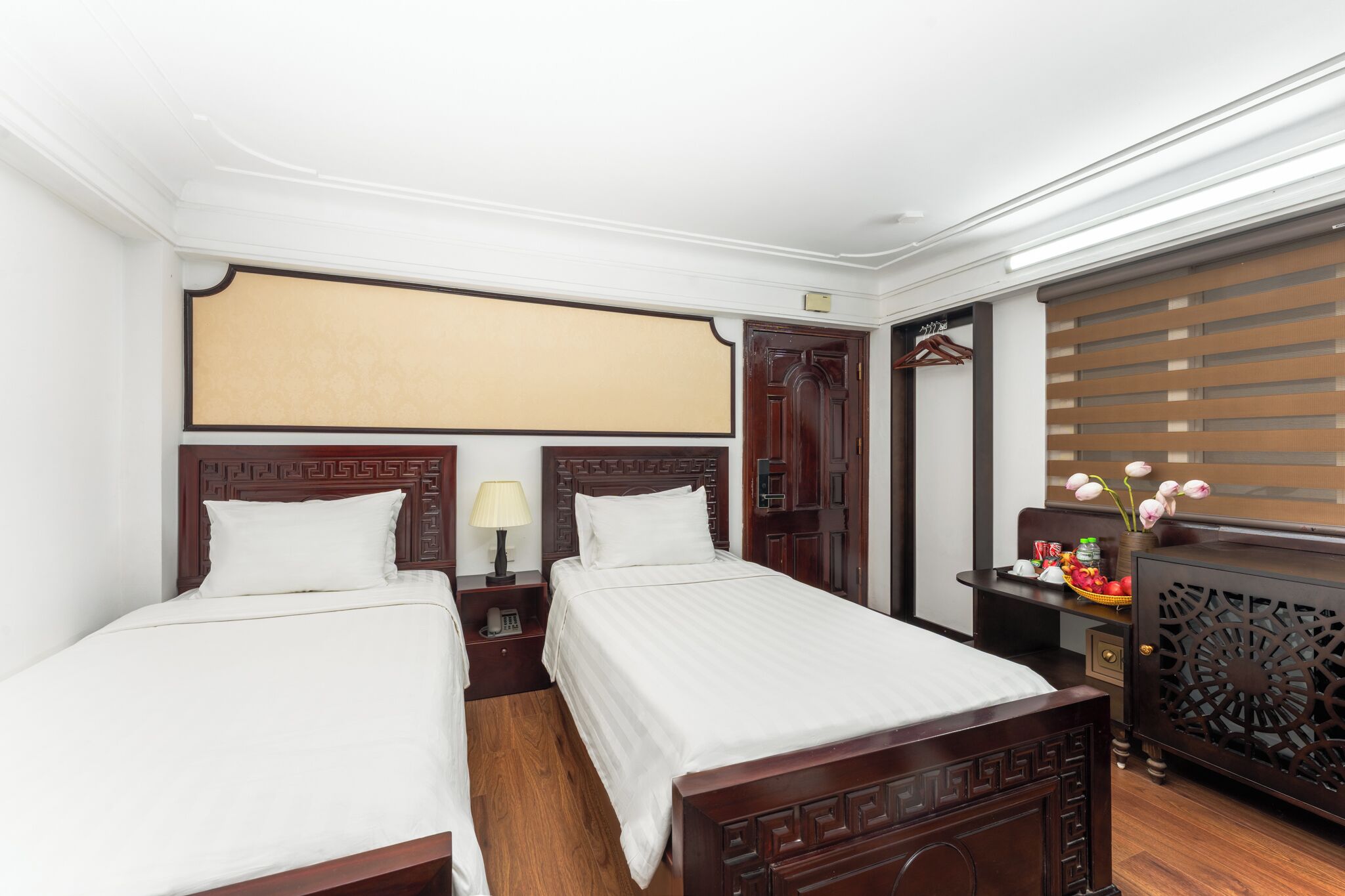 deluxe twin room | 1 bedroom, premium bedding, minibar, in-room safe
