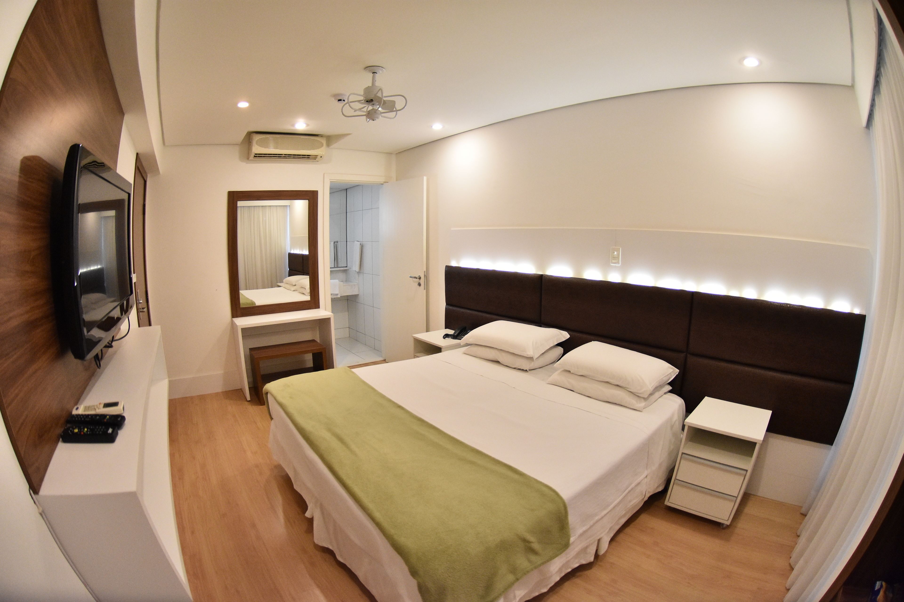 deluxe room | 1 bedroom, minibar, soundproofing, free wifi