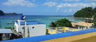 Garnet Hotel