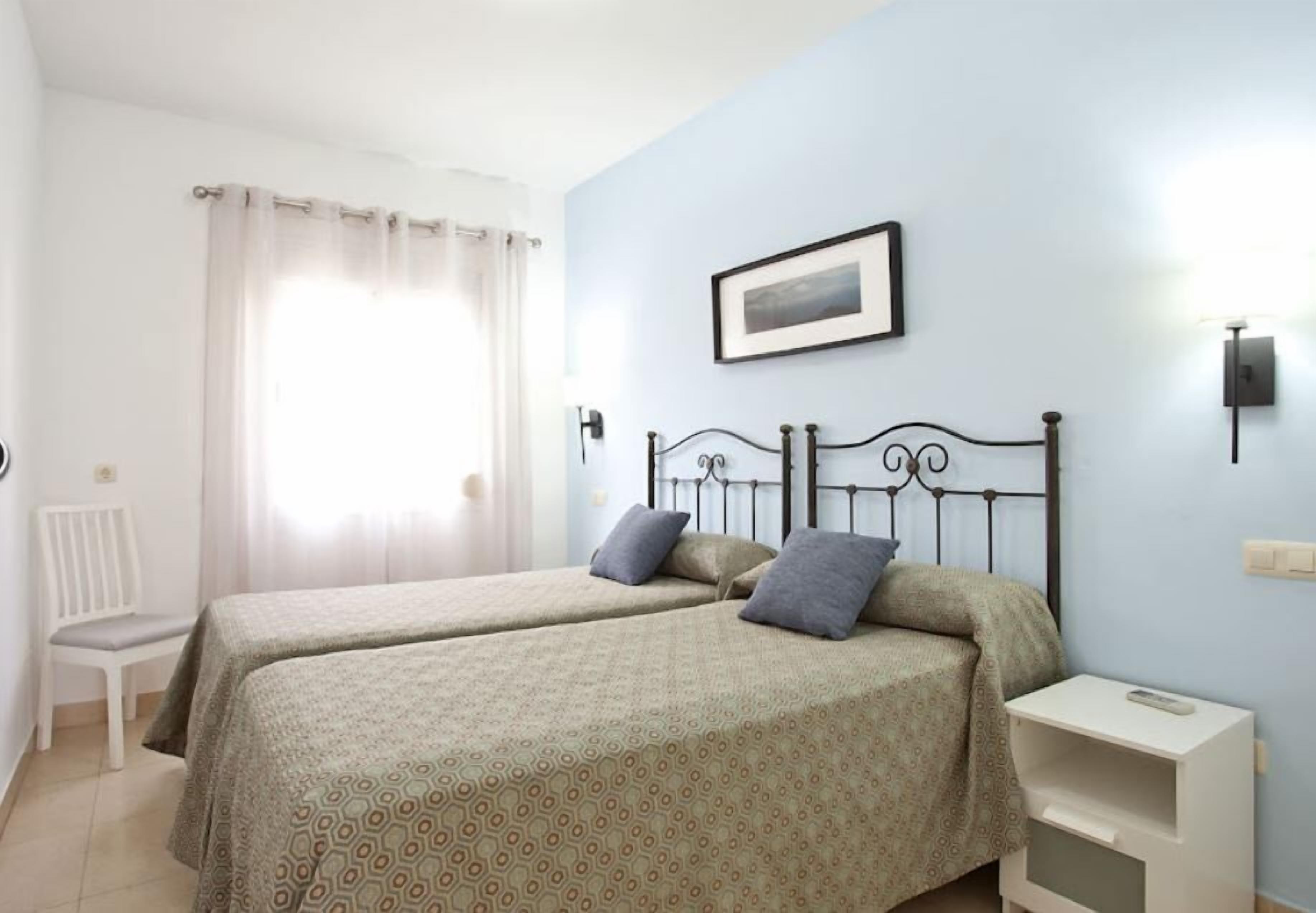 In-room safe, iron/ironing board, free WiFi