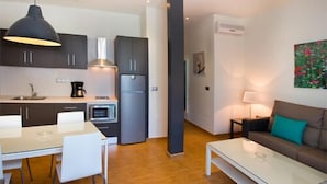 Apartemen, 1 kamar tidur | Dapur pribadi | Lemari es, microwave, kompor, dan ketel listrik