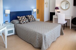 In-room safe, iron/ironing board, free WiFi