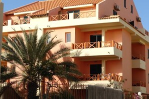 Front of property - Aparthotel Ponta Preta (Sal)