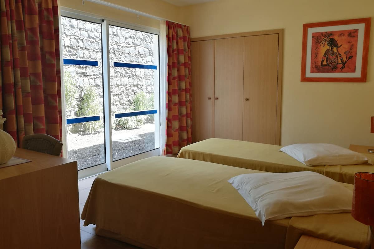 Minibar, coffre-fort, bureau, système d’insonorisation