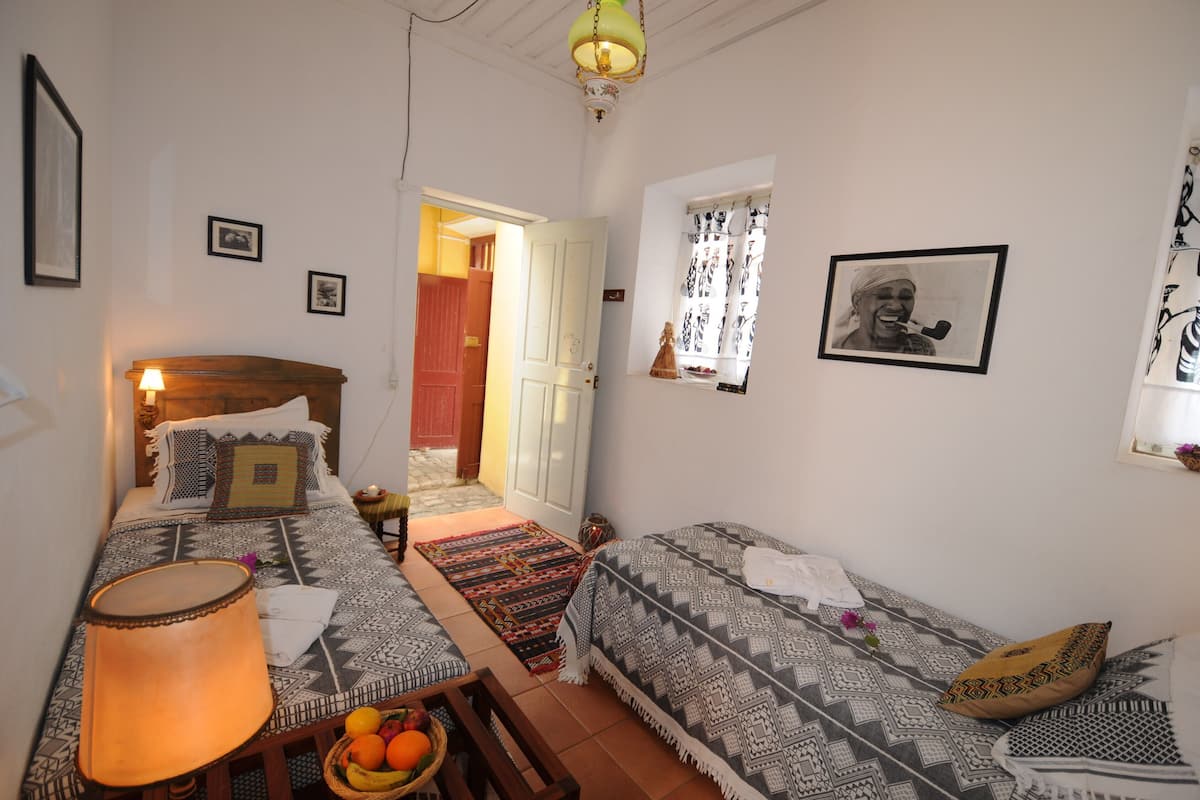 セーフティボックス (室内)、防音設備、ベッドシーツ