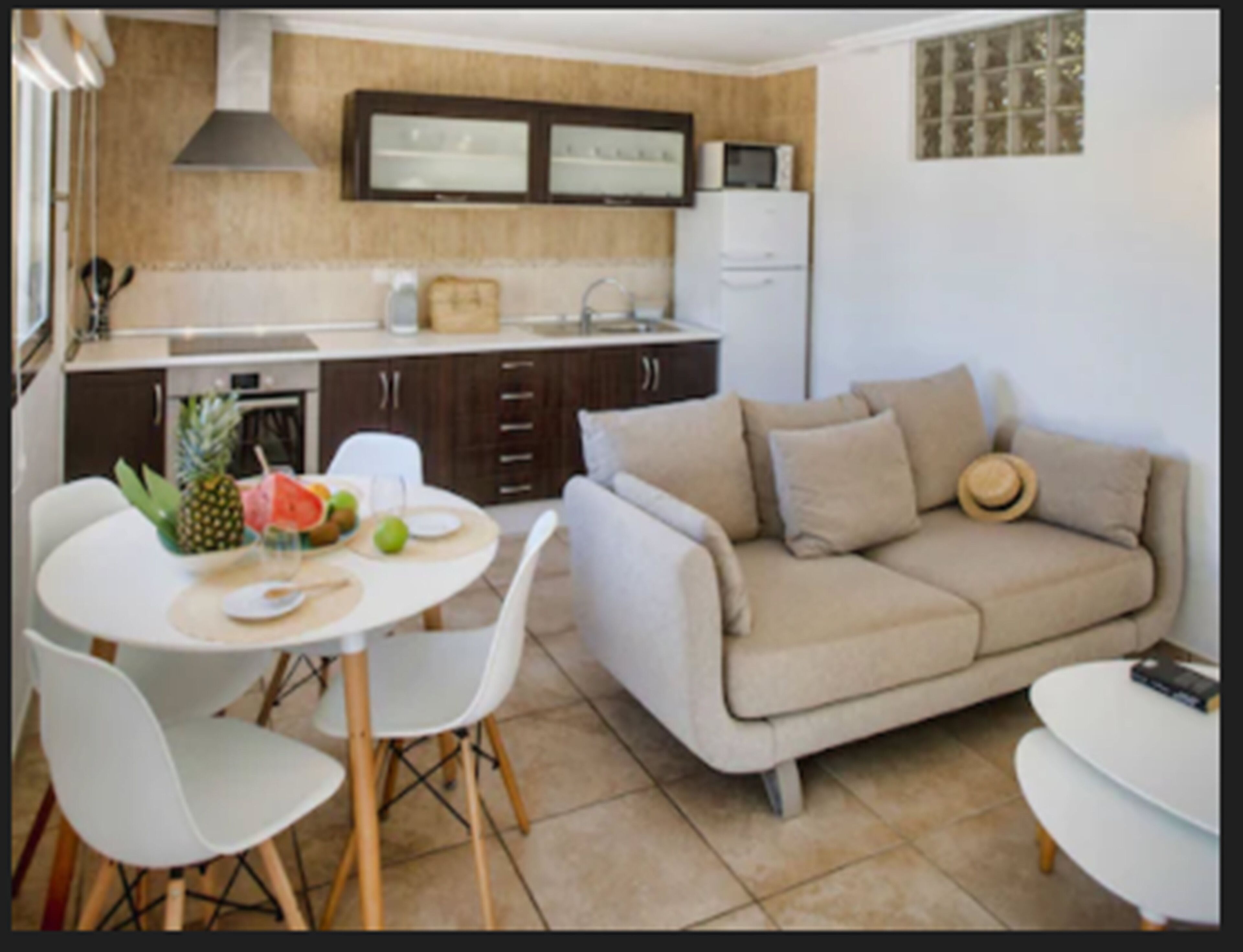 apartment, 2 bedrooms, terrace, pool view | private kitchen