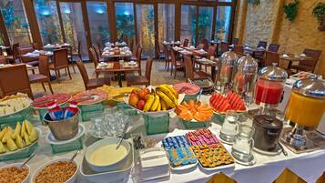 Tägliches inbegriffenes Frühstücksbuffet