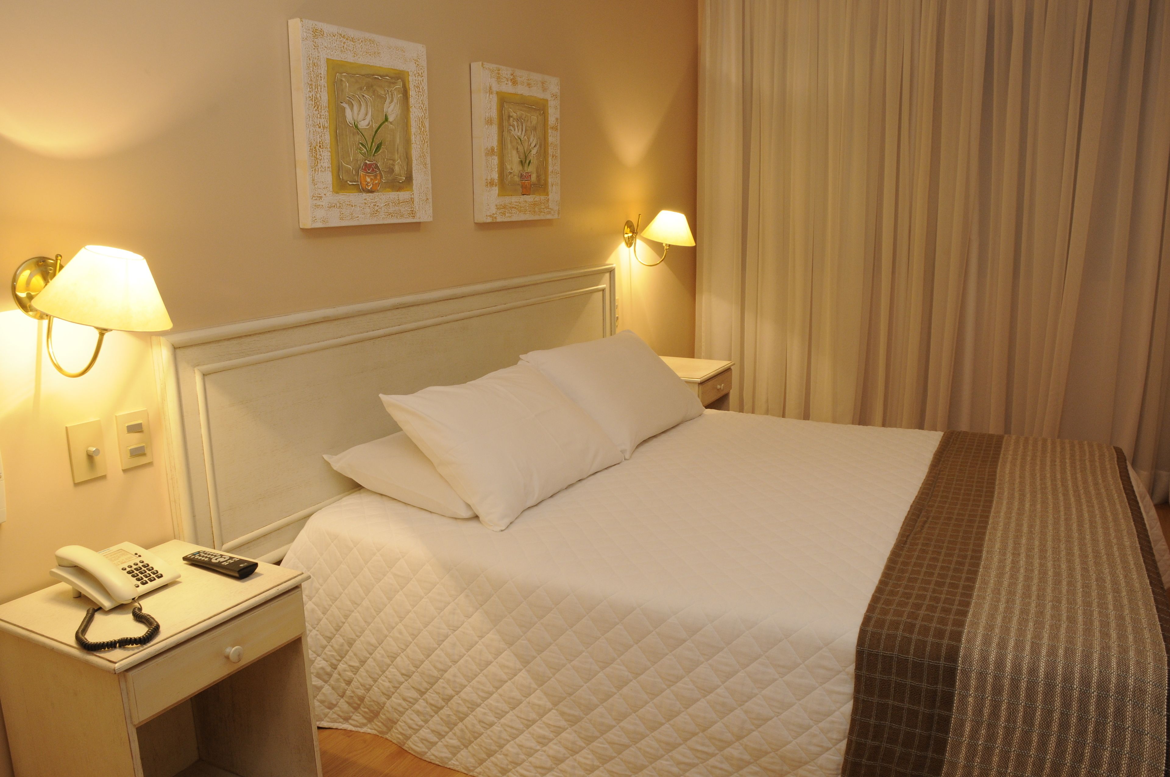 deluxe room | 1 bedroom, minibar, free wifi, bed sheets