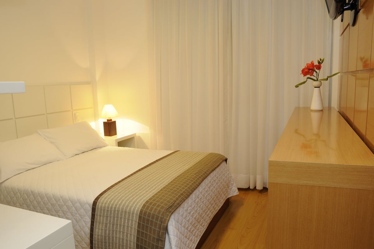 Standard Double Room | Minibar, free WiFi, bed sheets