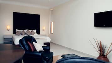 Camera Executive, 1 letto king, accesso al Club Lounge, vista lago | 1 camera, biancheria da letto di alta qualità