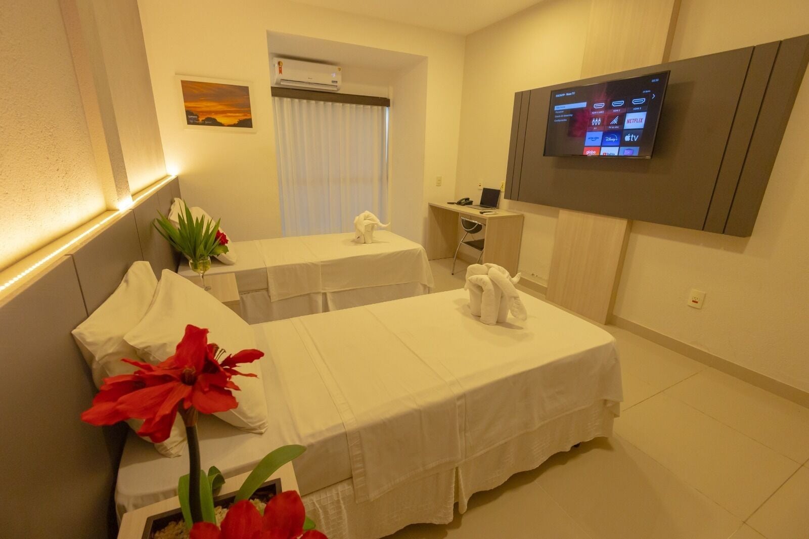 32-inch led tv with cable channels, tv