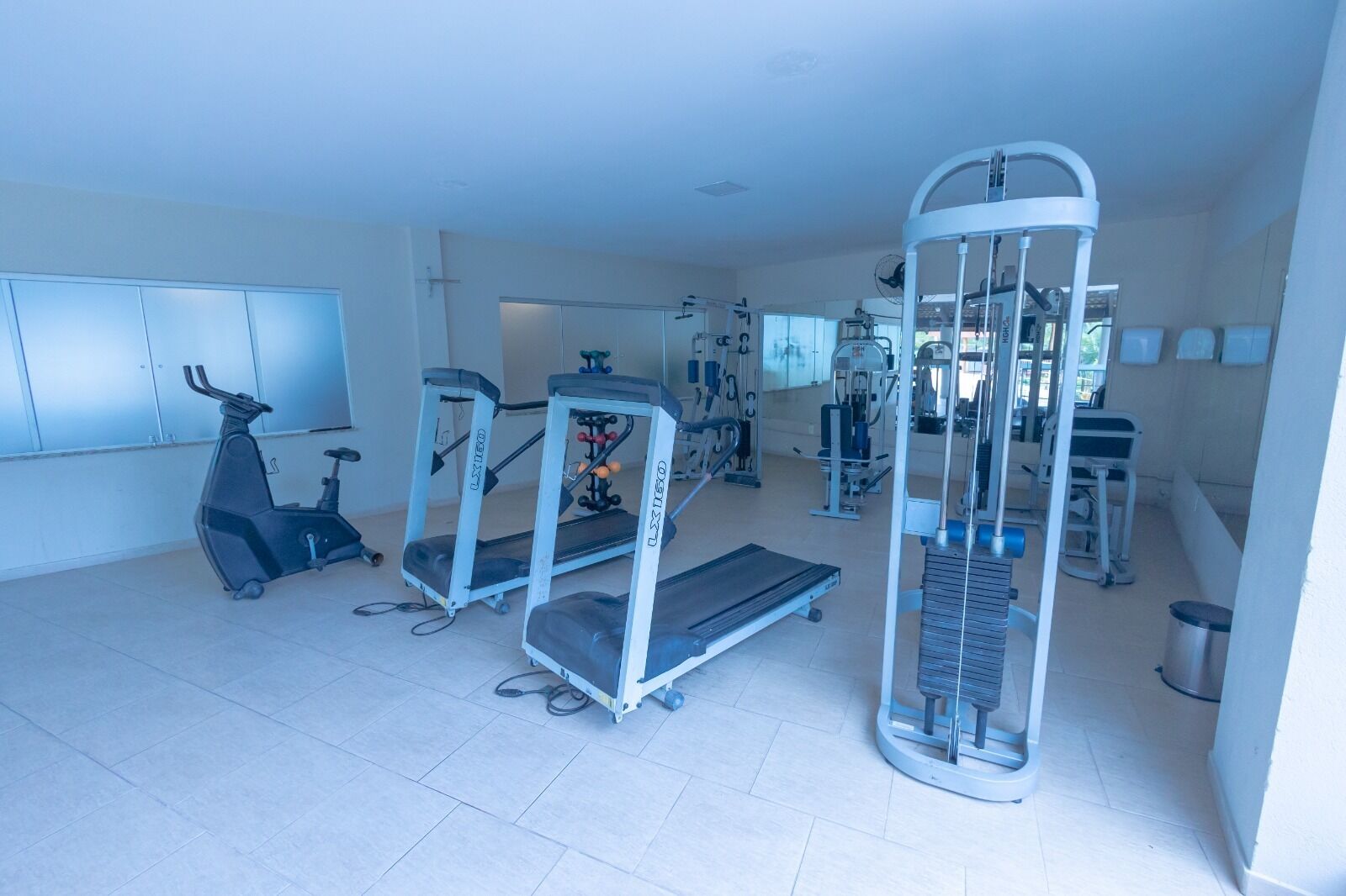 32-inch led tv with cable channels, tv