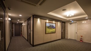 Nội thất lối vào