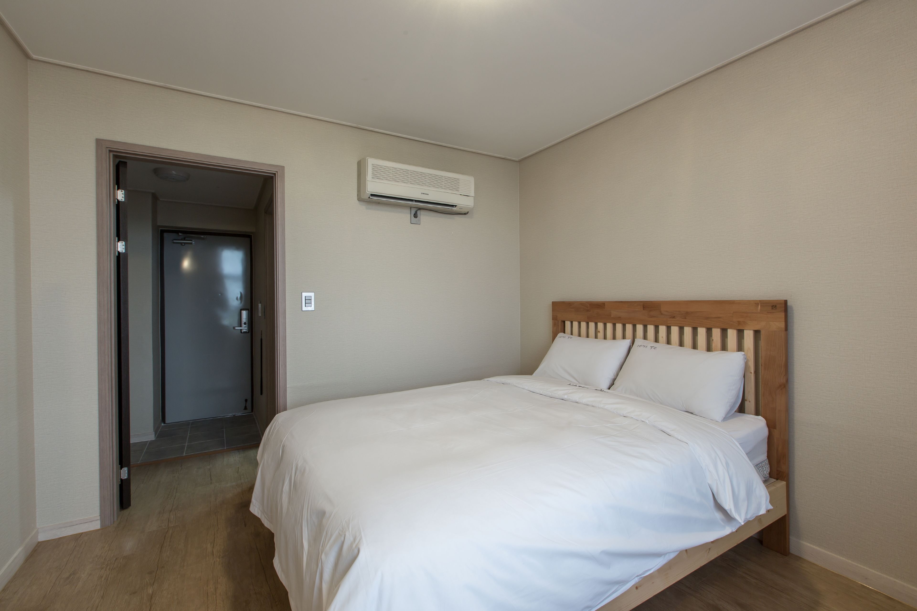 standard double room | down duvets, free minibar, individually decorated