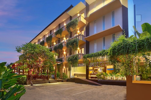 Bali Chaya Hotel Legian