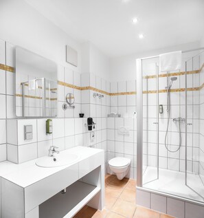 Comfort Double Room | Bathroom