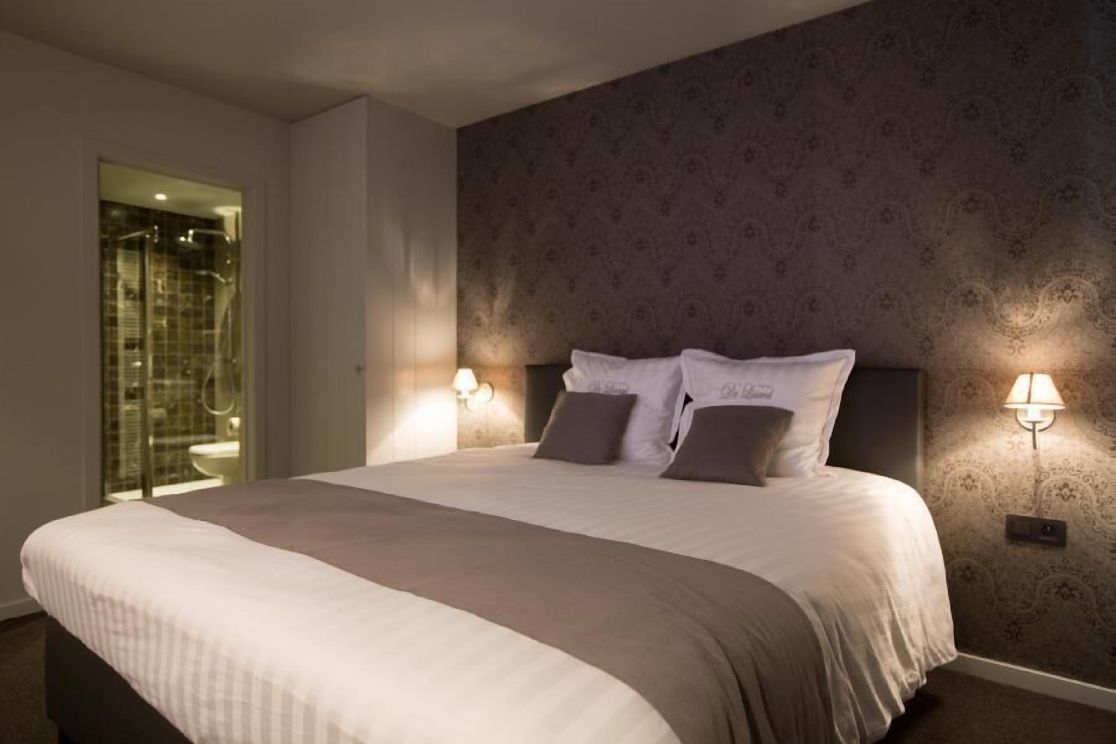 Minibar, coffres-forts dans les chambres, chambres insonorisées