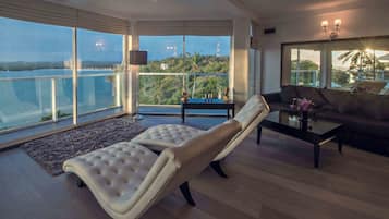 Suite with Sea View | View from room