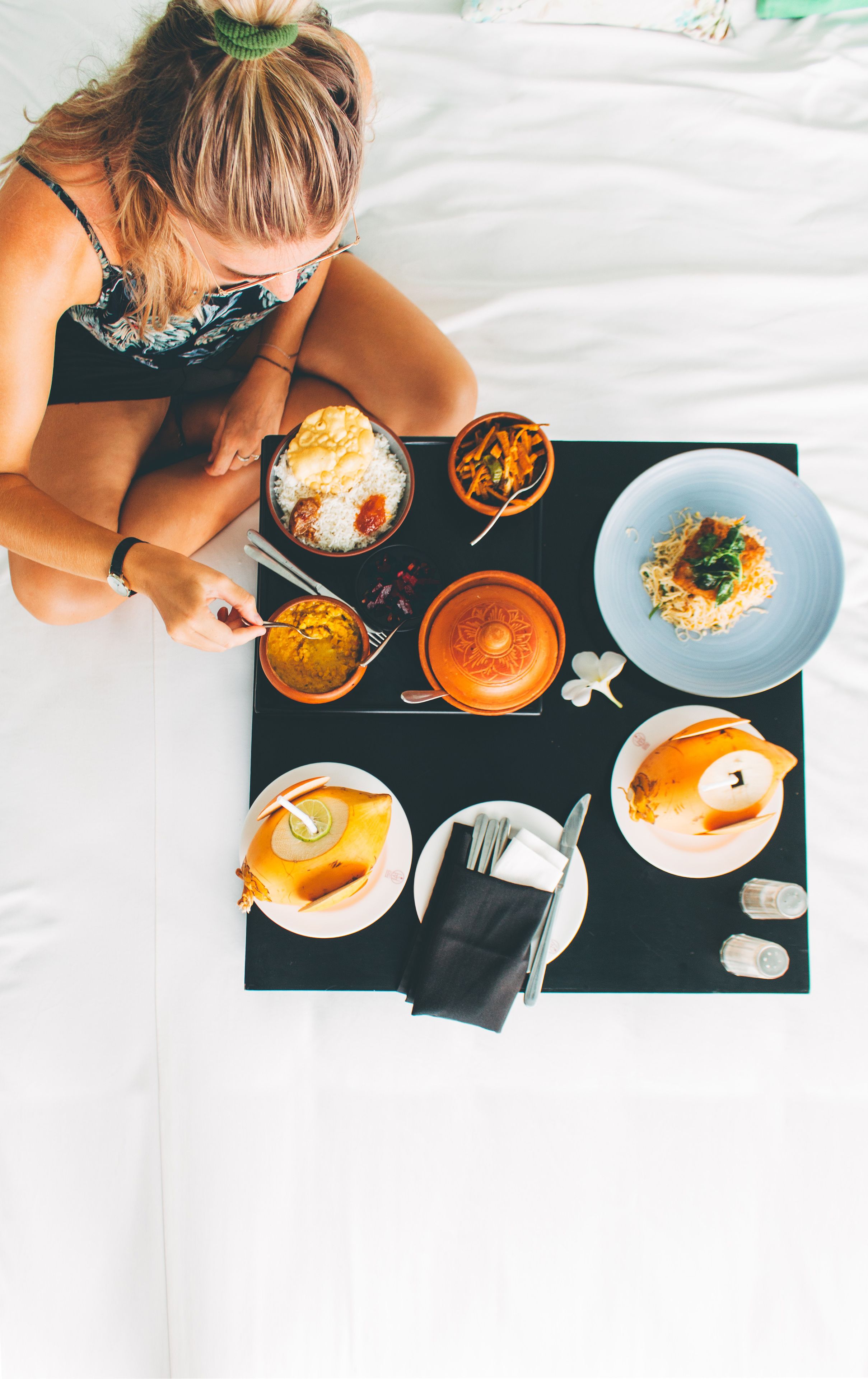 breakfast, lunch, dinner served; fusion cuisine