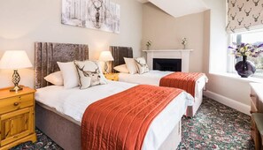 Cottage (Annex) | Desk, iron/ironing board, free WiFi