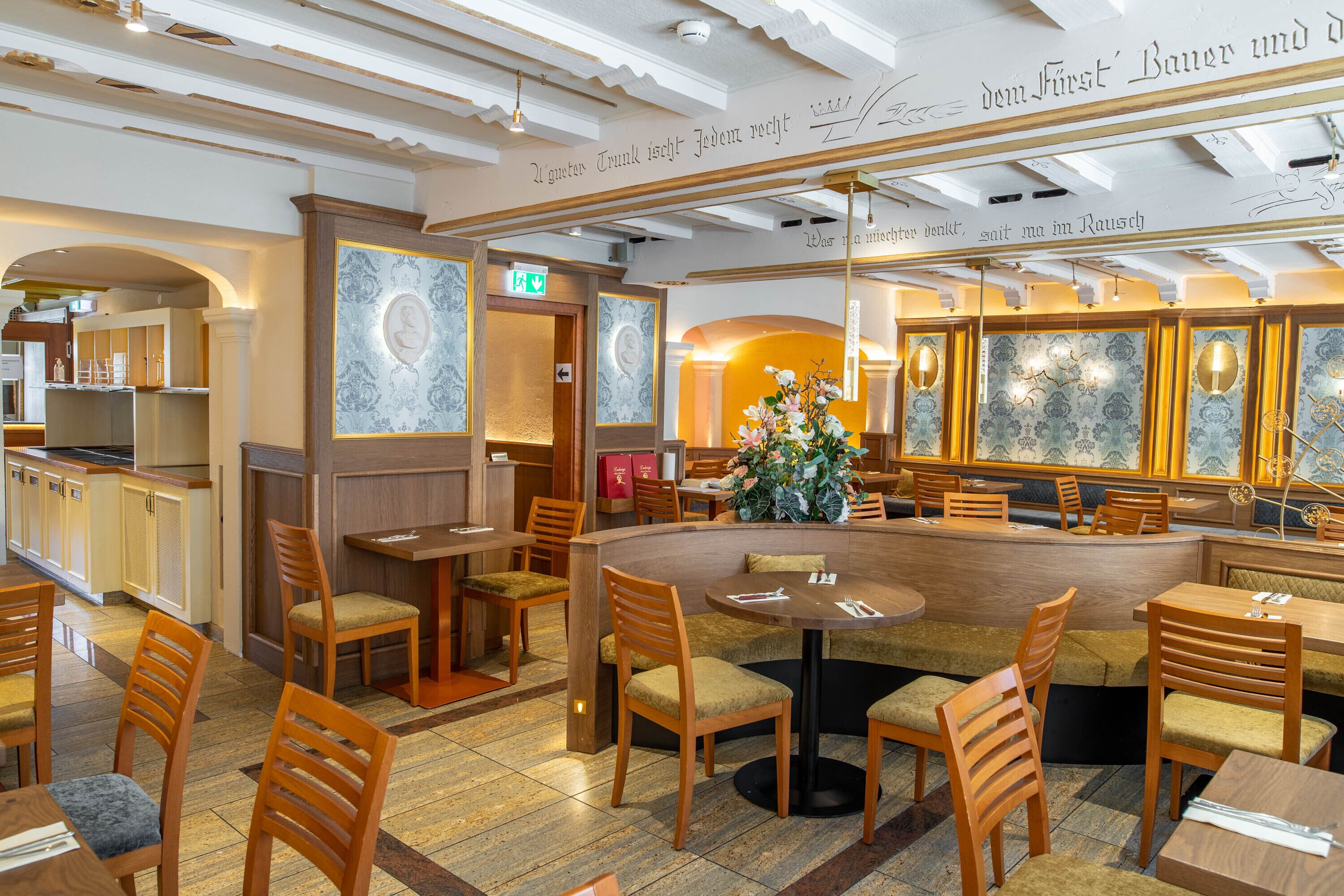 Mittagessen, Abendessen, deutsche Küche, Speisen im Freien 