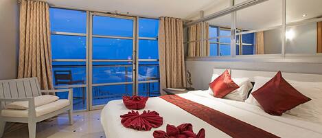 Caja de seguridad en la habitación, escritorio y cunas gratuitas