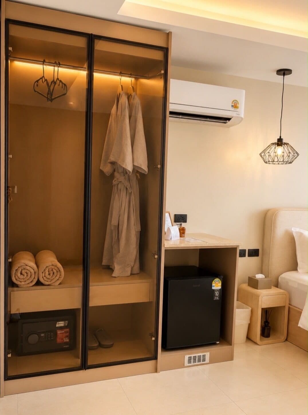 Superior Sea View | Zimmersafe, Schreibtisch, kostenlose Babybetten, kostenloses WLAN