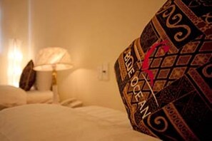 スーペリア ダブルルーム | ミニバー、デスク、WiFi (無料)