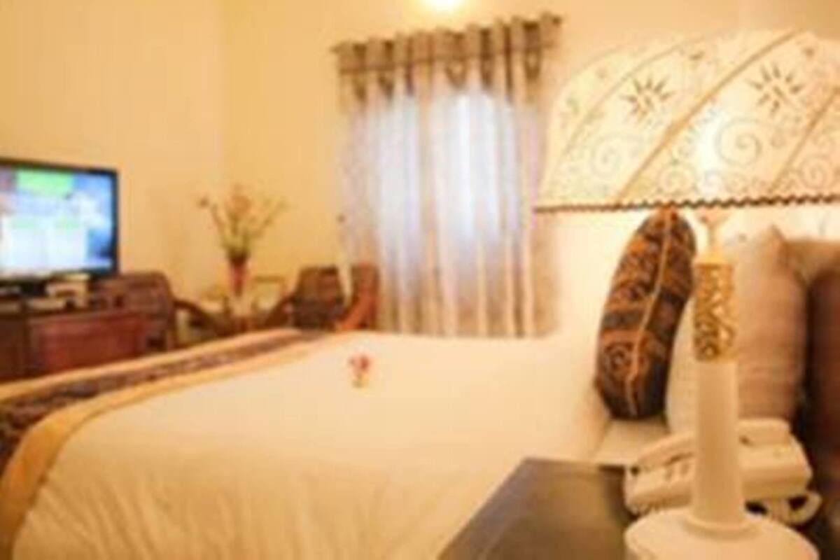 ميني بار ومكتب وواي فاي مجانًا