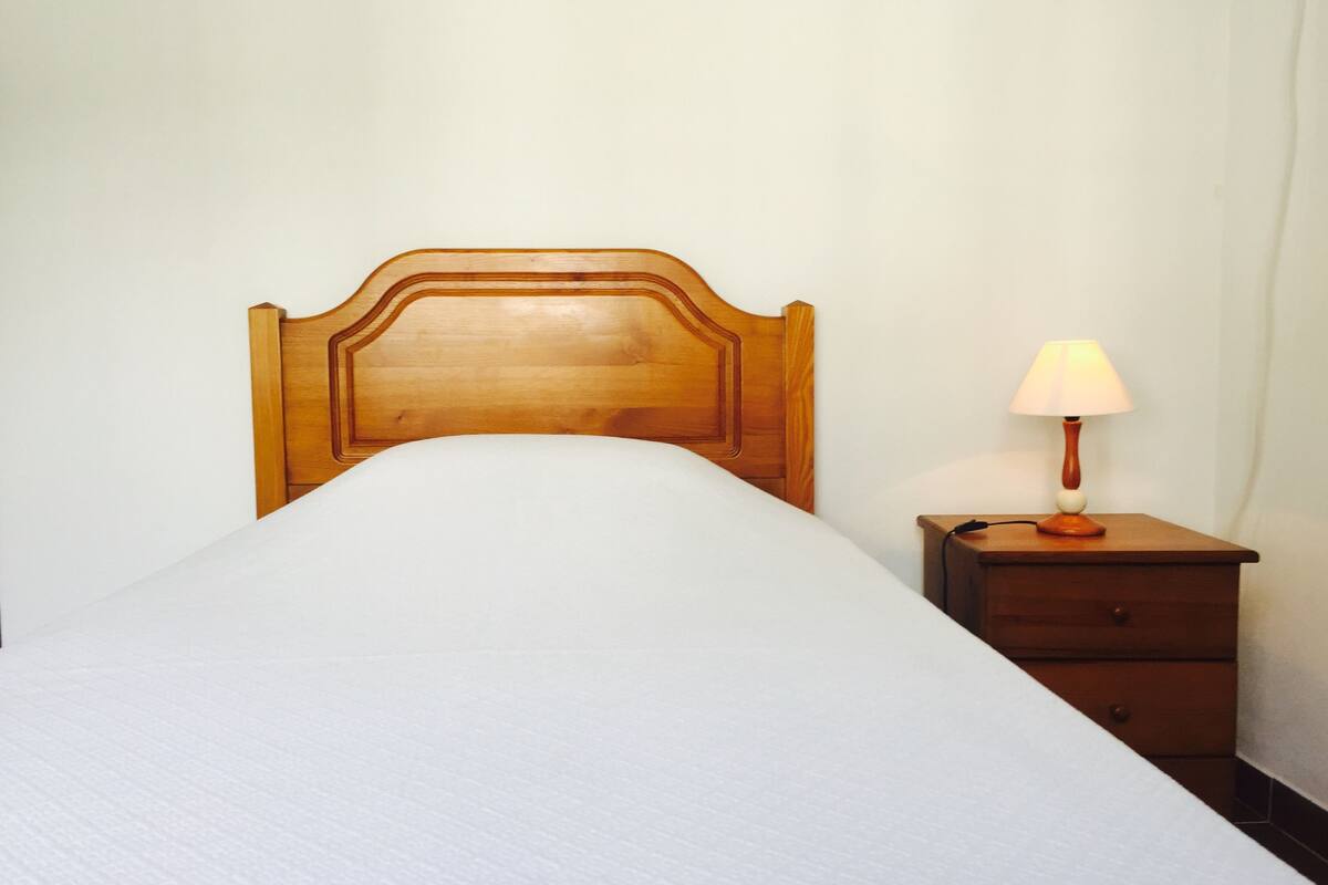 single room | blackout curtains, bed sheets