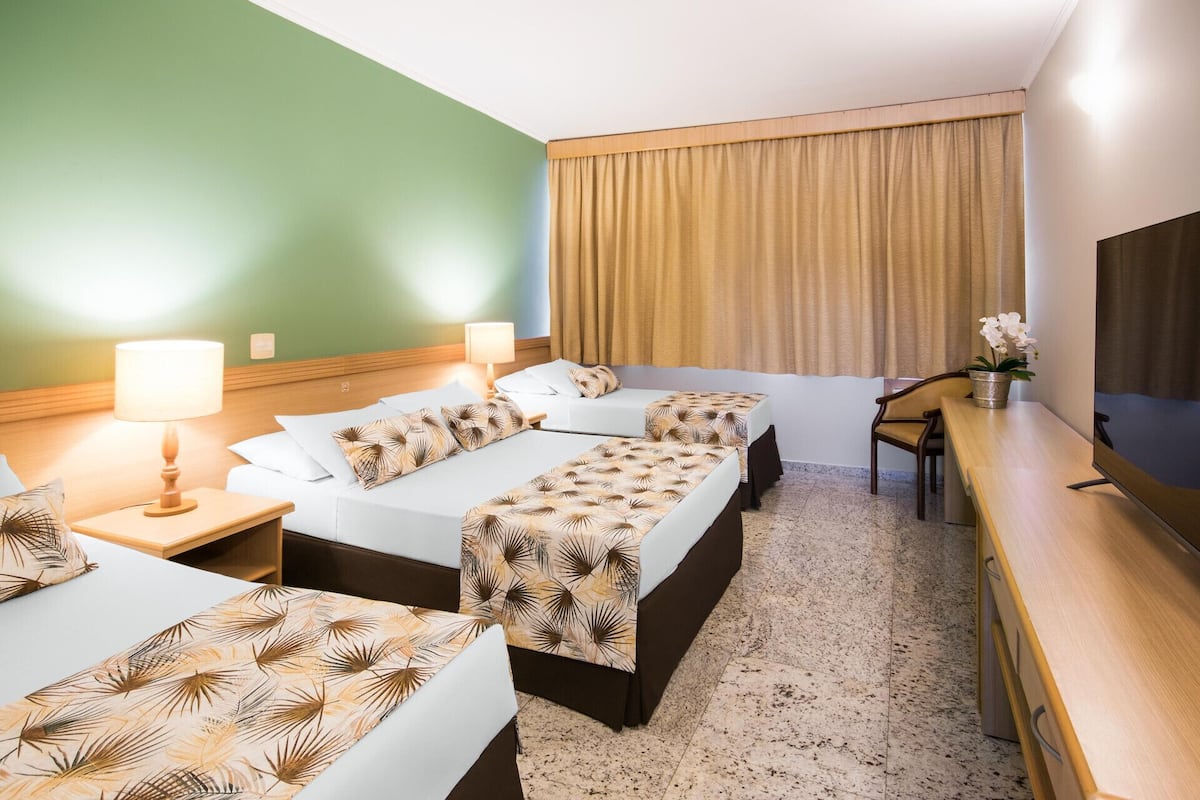 Minibar, in-room safe, free WiFi, bed sheets