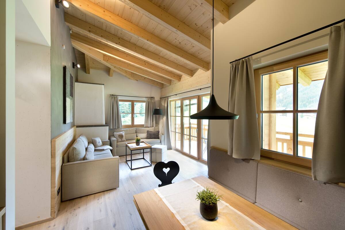 Country house family chalet | In-room safe, blackout curtains, soundproofing, free WiFi