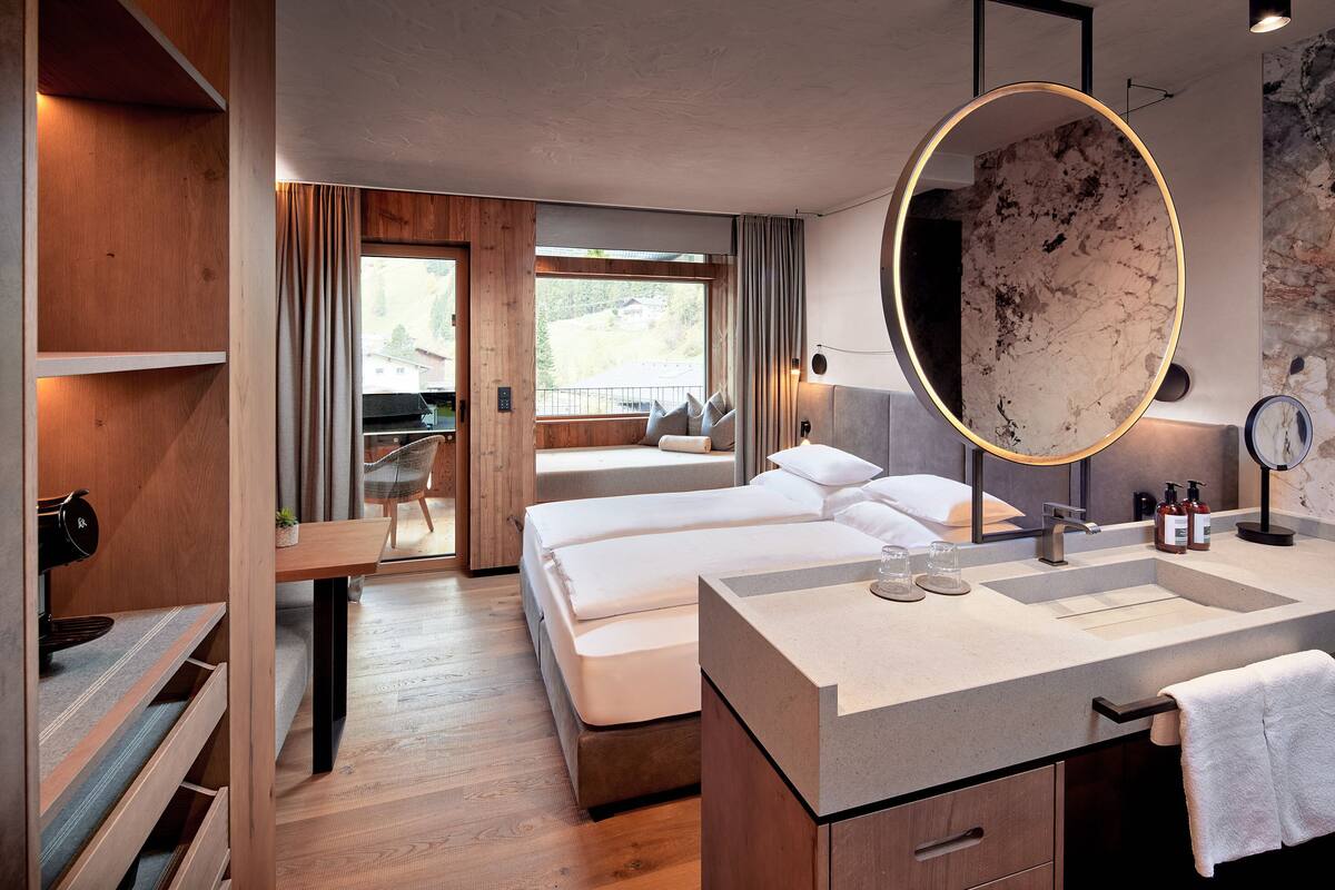 Doppelzimmer Edelweiss Alpin Style | In-room safe, blackout curtains, soundproofing, free WiFi