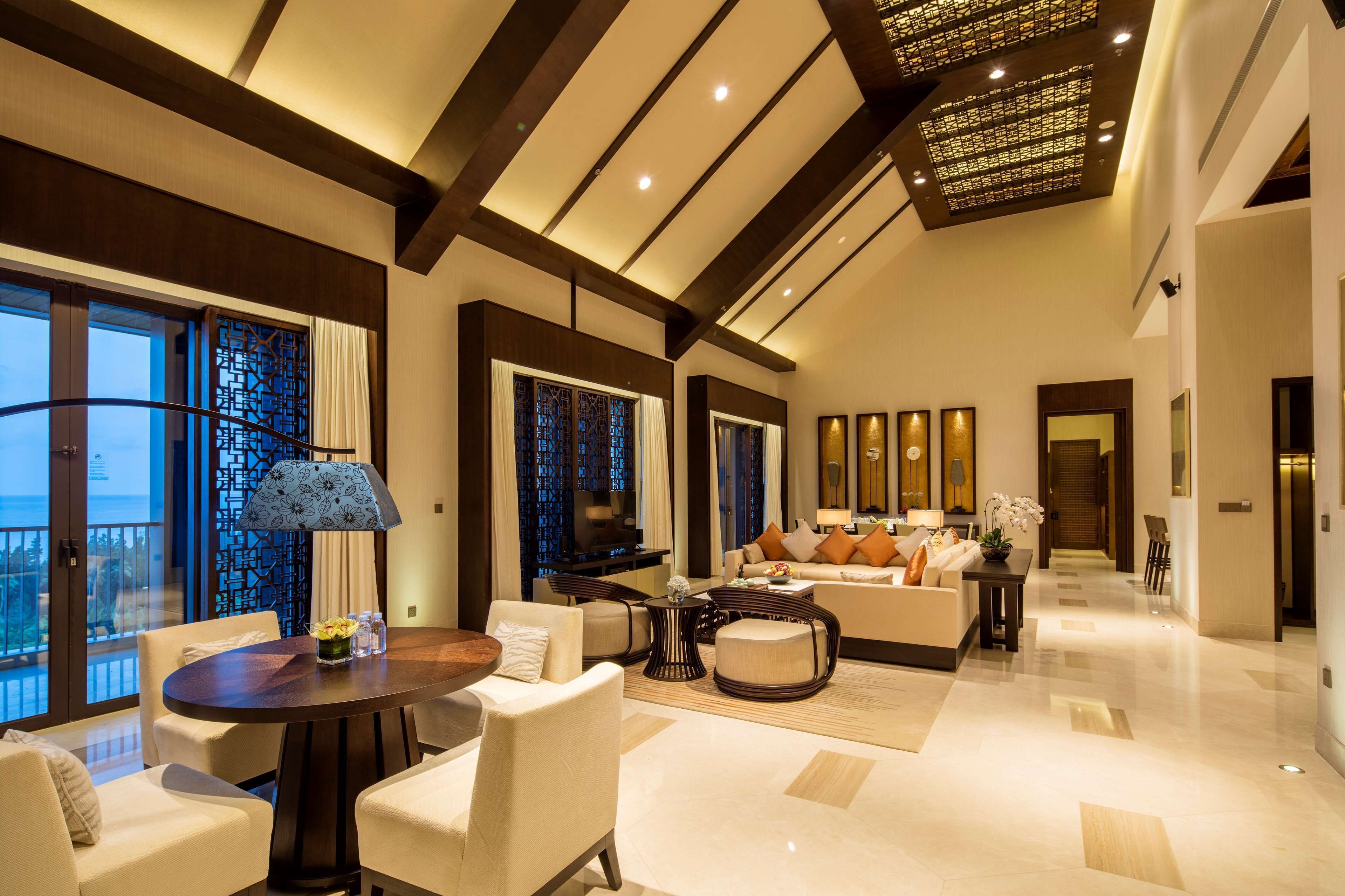 Suite – president, 2 soverom | Sengetøy av topp kvalitet, safe på rommet og individuelt dekorert