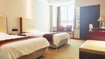 Minibar, coffres-forts dans les chambres, réveils