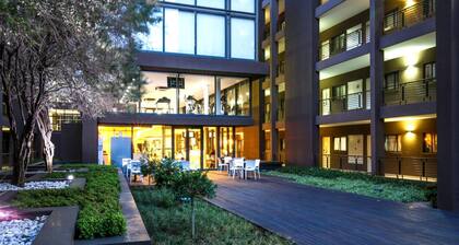 The Nicol Hotel