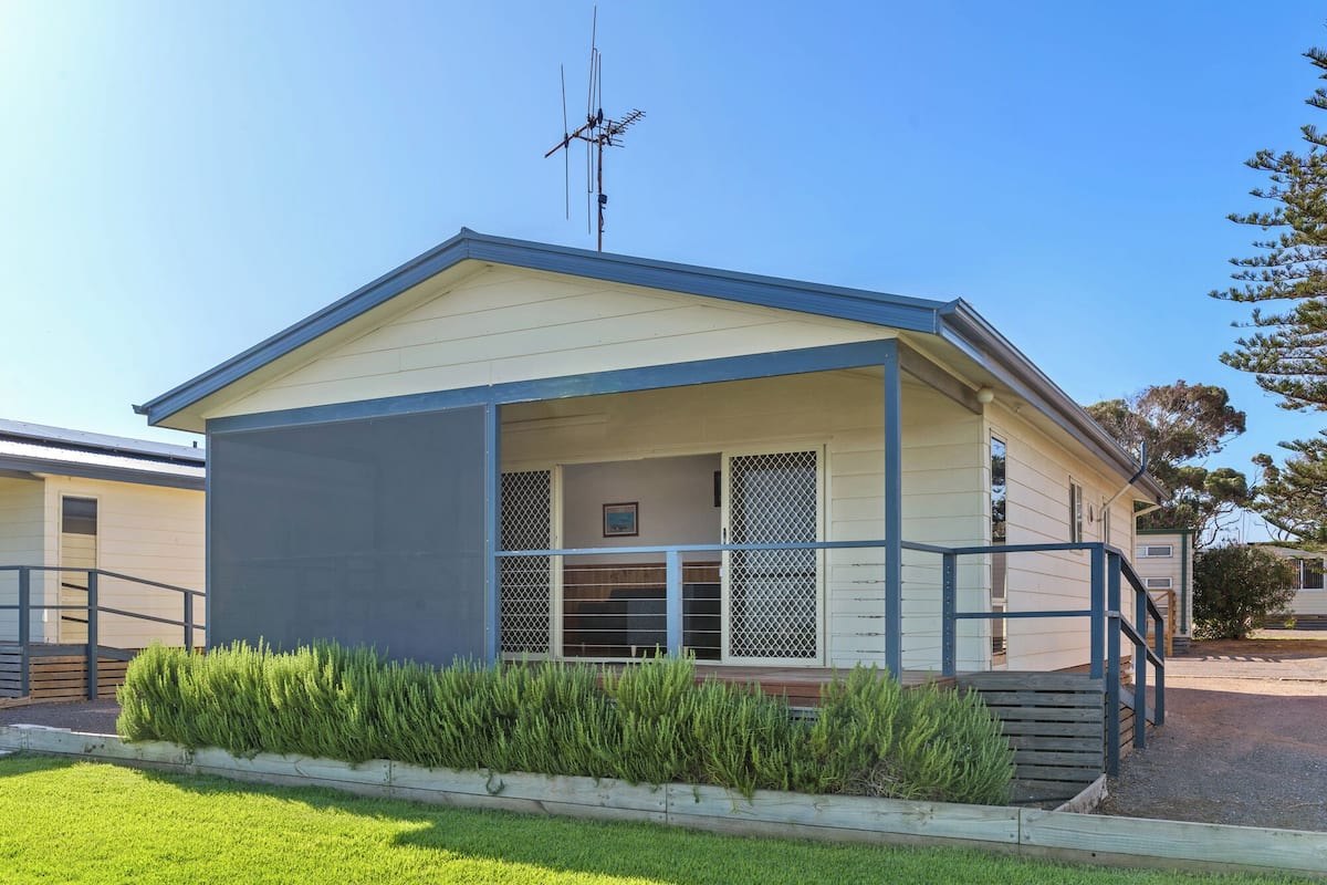 Deluxe 2 Bedroom Cabin - Sleeps 5 | View from room