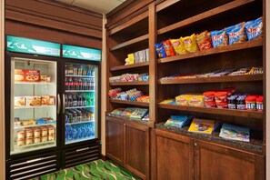 Snack bar - Homewood Suites by Hilton Odessa (Odessa)