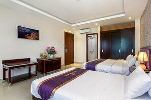 Minibar, in-room safe, soundproofing, free WiFi