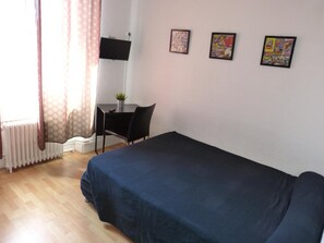 Double Room, Private Bathroom (Classique) | 1 bedroom